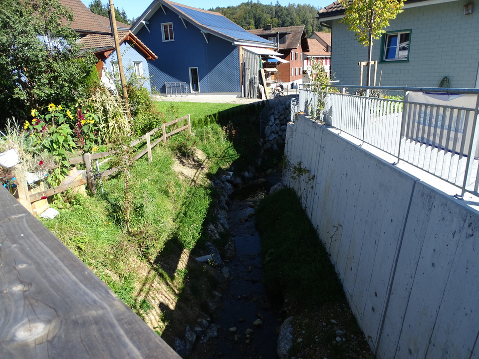Dorfbach 10 Dorfbach 10