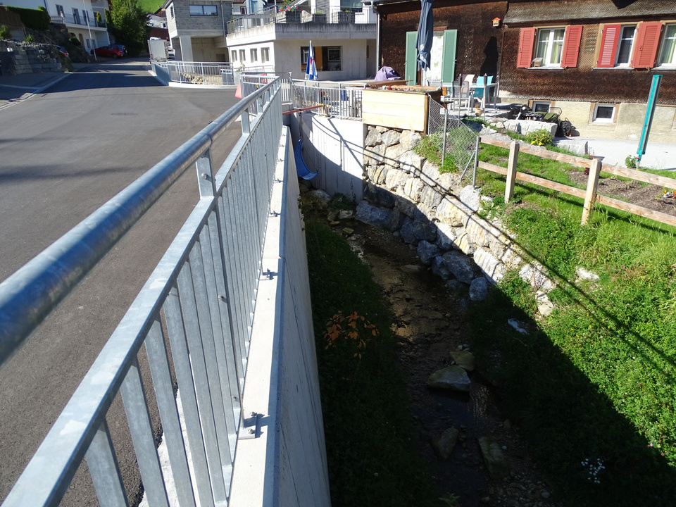 Dorfbach 9 Dorfbach 9
