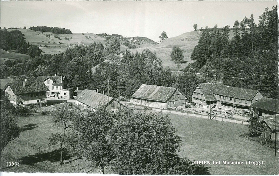 Dorf Dreien